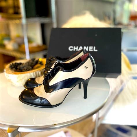 cost of a pair of chanel shoes in 1970|Chanel oxford shoes.